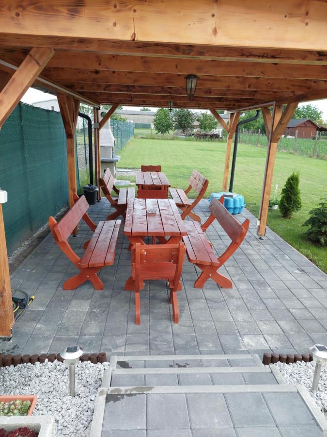 Apartmany Roland Velky Meder Luaran gambar