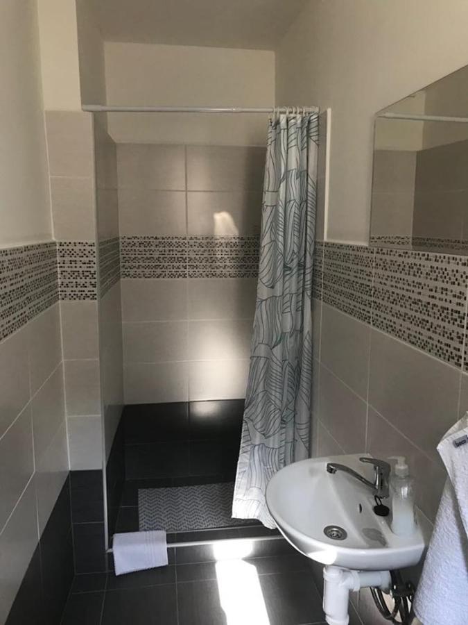 Apartmany Roland Velky Meder Luaran gambar